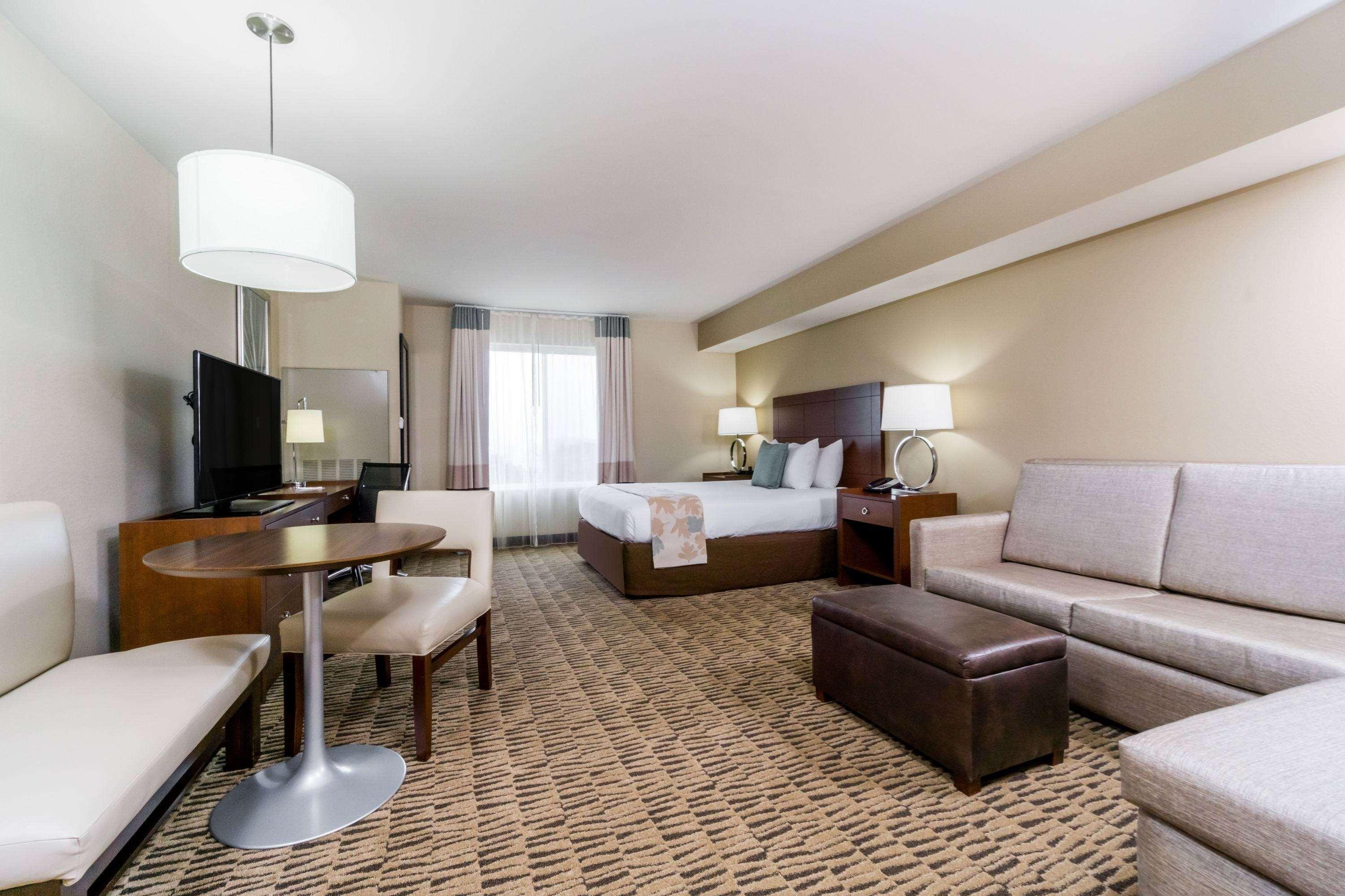 Hawthorn Suites By Wyndham Wheeling At The Highlands Triadelphia Extérieur photo