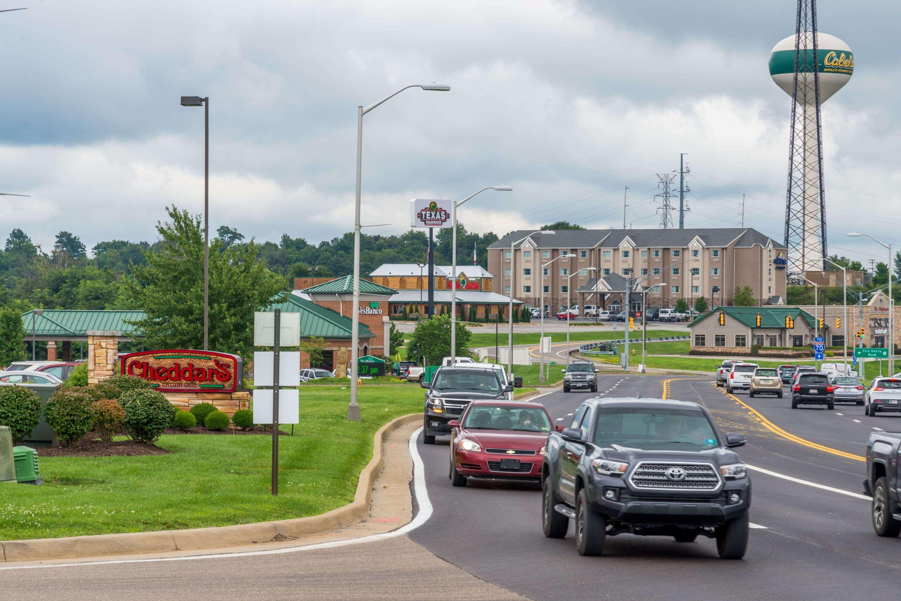 Hawthorn Suites By Wyndham Wheeling At The Highlands Triadelphia Extérieur photo