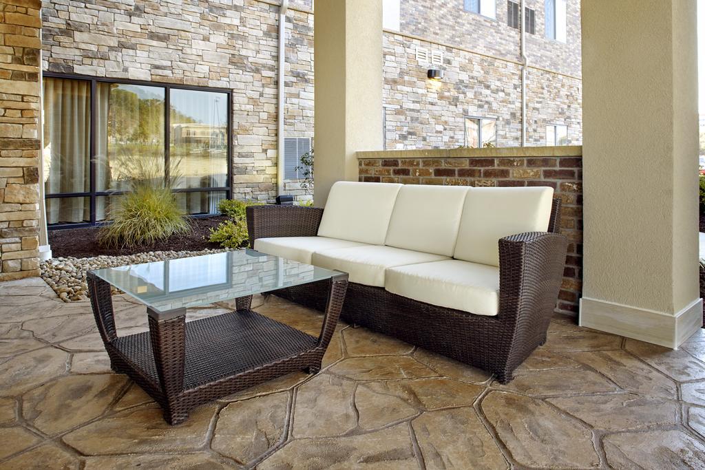 Hawthorn Suites By Wyndham Wheeling At The Highlands Triadelphia Extérieur photo