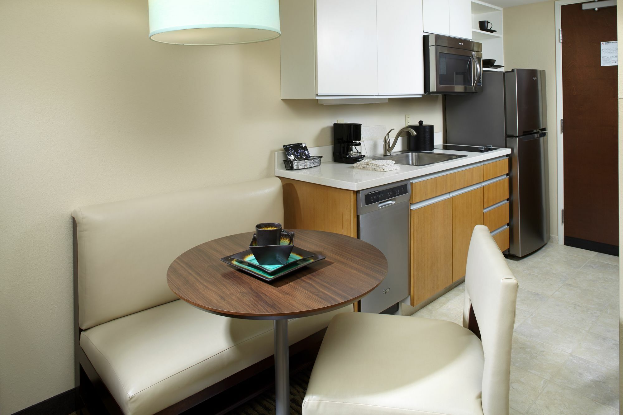Hawthorn Suites By Wyndham Wheeling At The Highlands Triadelphia Extérieur photo